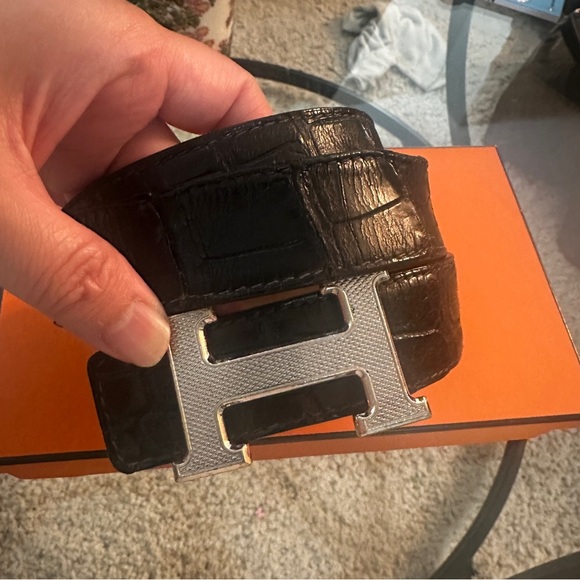 Black Crocodile Leather Belt with Silver Buckle - Picture 1 of 12